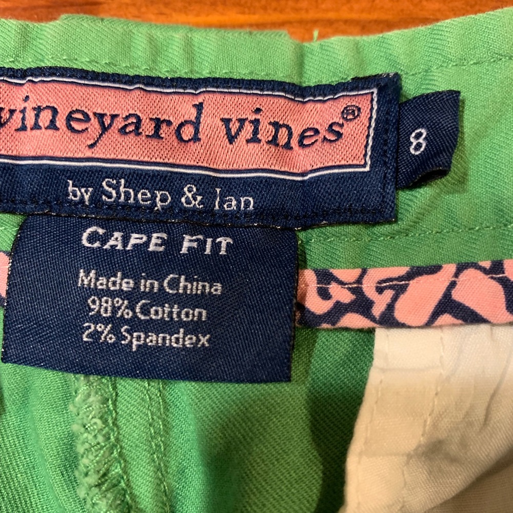 Vineyard Vines green pants size 8 cape cod fit - Picture 2 of 2